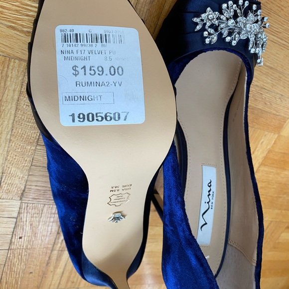 Women Shoes، - Picture 4 of 4